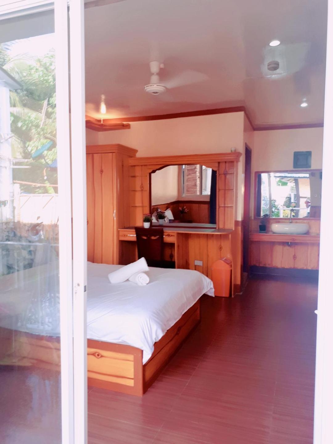 Chibel Summer Riverside Hotel Ел Нидо Екстериор снимка